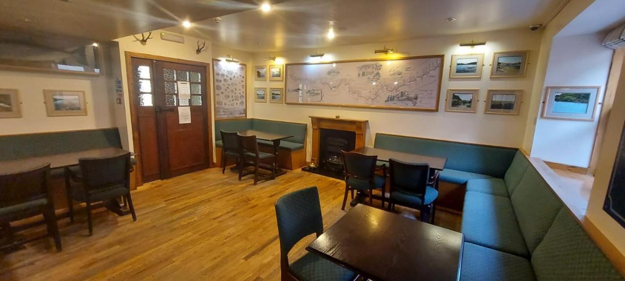 Gordon Arms Hotel Fochabers Exterior photo